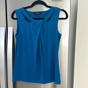 Nine West sleeveless blue shirt size S
